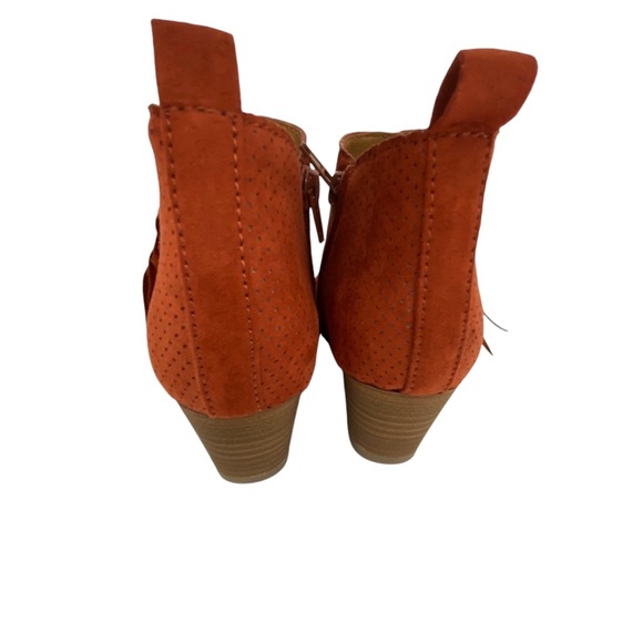 DV8 Bates Faux Suade, Perforated side zip Wedge fall Bootie,Orange Red,Size 7EUC - Picture 5 of 6